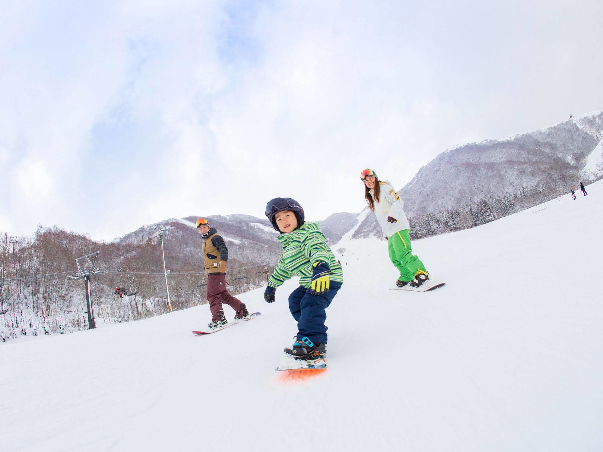 Hotel Green Plaza Hakuba Otari Kültér fotó